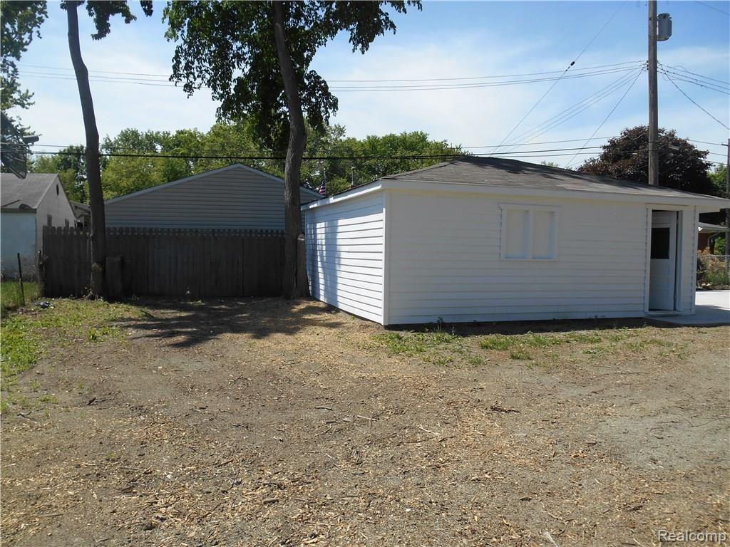 25754 Peter Kaltz Road Warren, MI 48091 - Photo 67 of 68 GARAGE