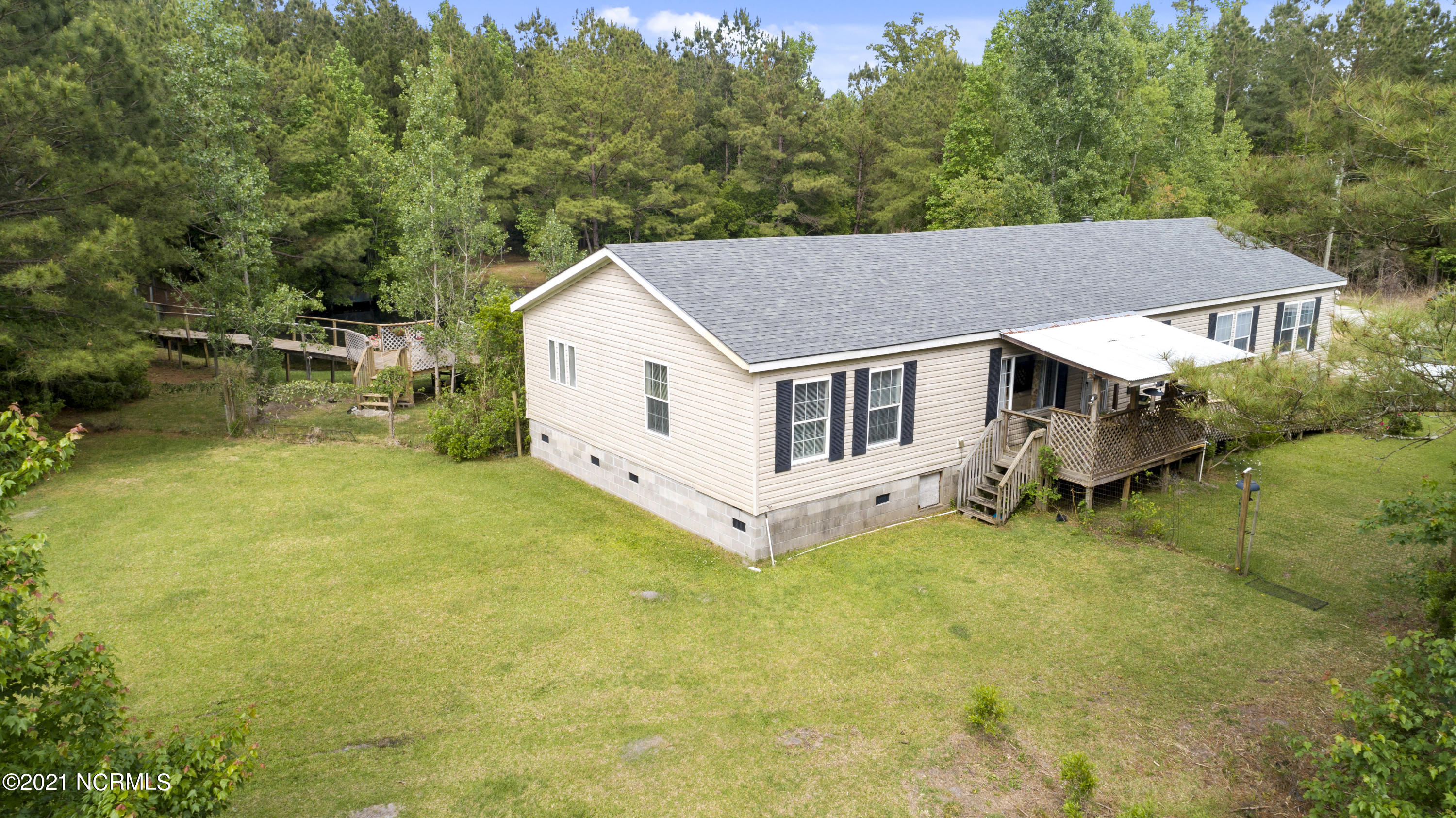 375 Shoo Fly Road New Bern, NC 28560 - Photo 24 of 77 375 Shoo Fly Rd-9