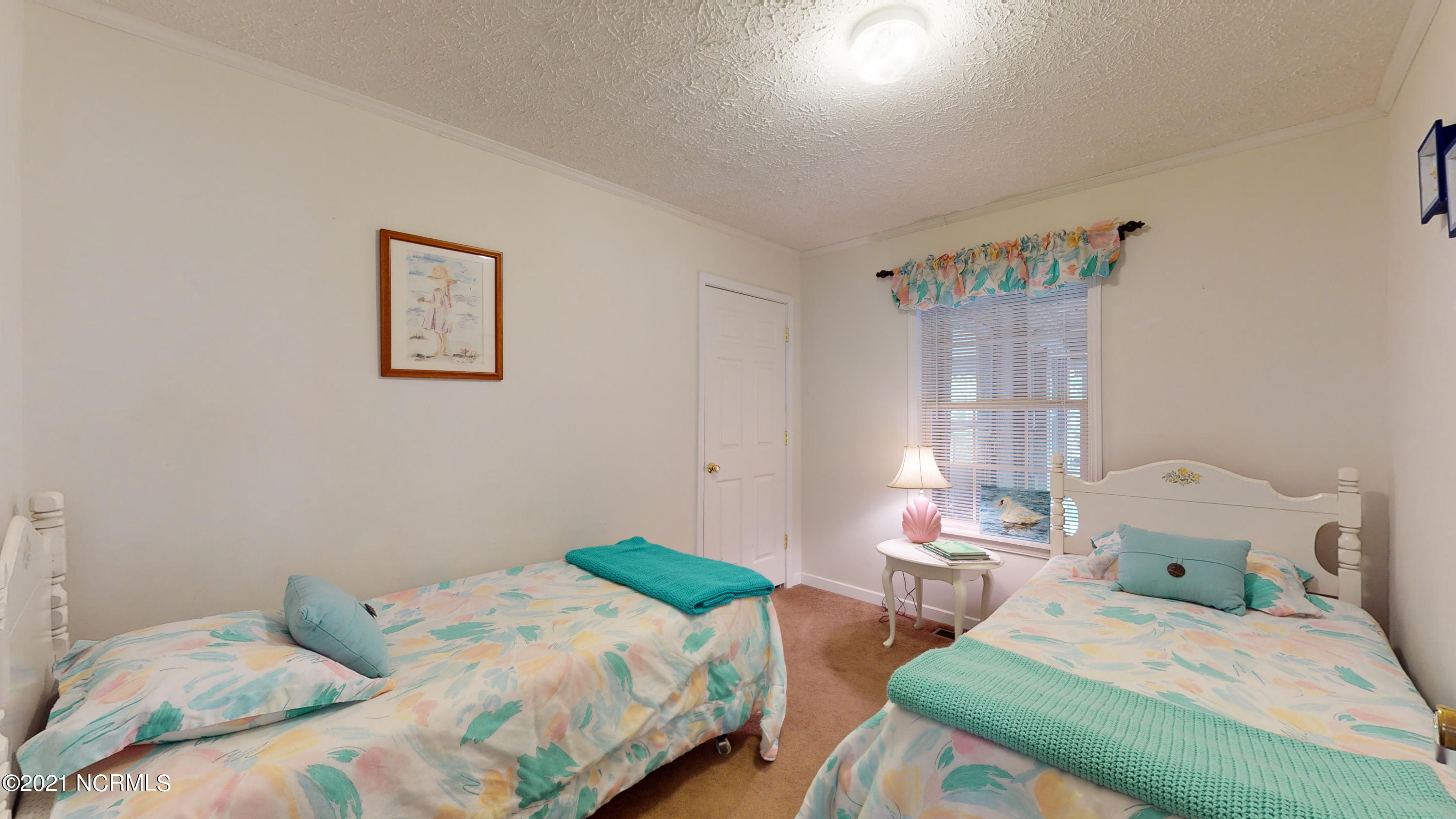 375 Shoo Fly Road New Bern, NC 28560 - Photo 51 of 77 Guest Room