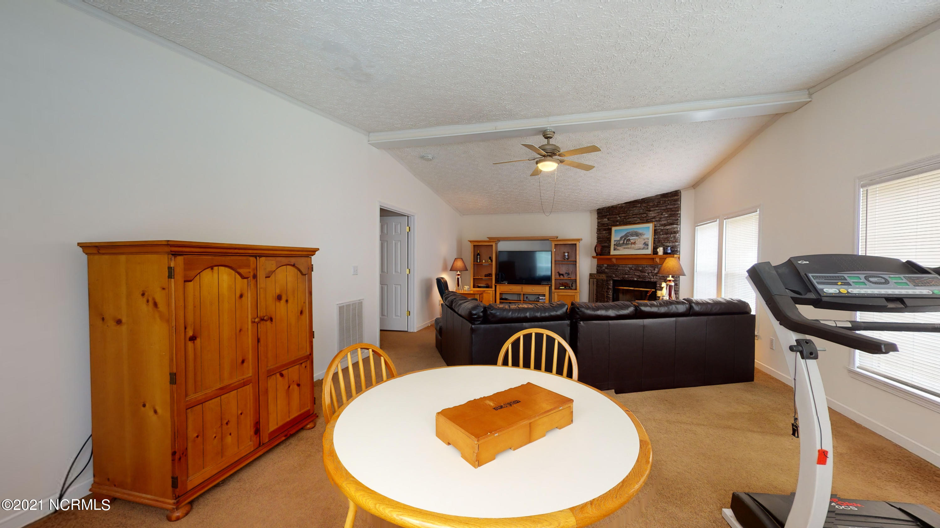 375 Shoo Fly Road New Bern, NC 28560 - Photo 61 of 77 Family Room