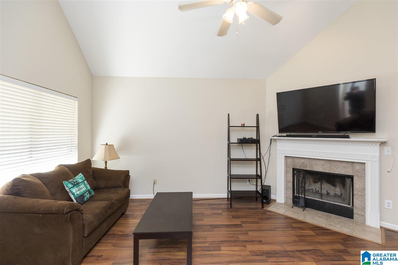 4059 Forest Lakes Road Sterrett, AL 35147 - Photo 5 of 23