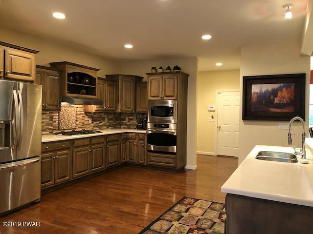 122 Marquise Road Tafton, PA 18464 - Photo 13 of 41 Kitchen