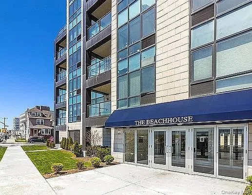 $799,000 | 91-16 Shore Front Parkway, Unit 5D | Hammels