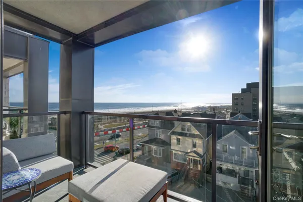 $799,000 | 91-16 Shore Front Parkway, Unit 5D | Hammels