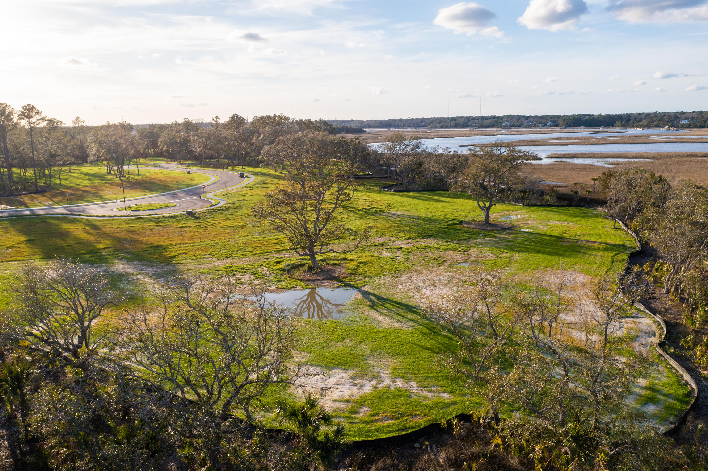 913 Fish Camp Road Charleston, SC 29492 - Photo 2 of 4 913FishCamp-KeenEyeMarketing-3