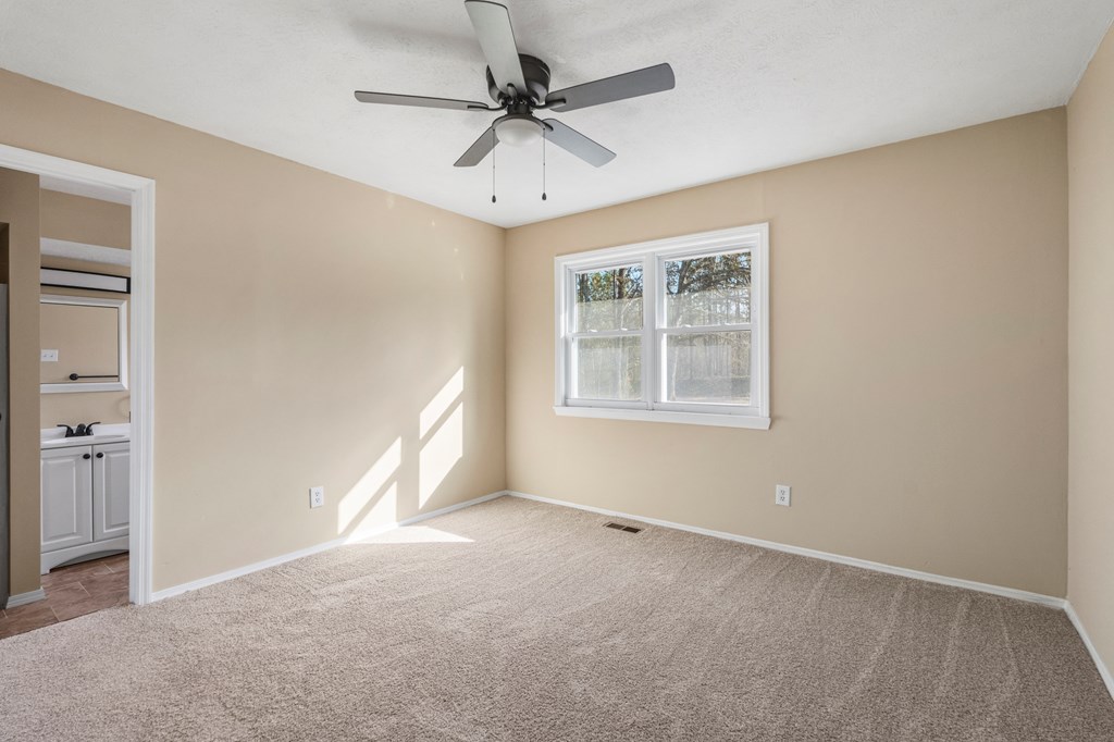 395 Walker Road Cataula, GA 31804 - Photo 16 of 28