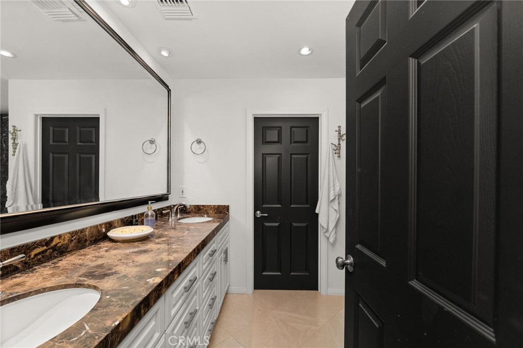 39287 Pine Street Yucaipa, CA 92399 - Photo 21 of 67