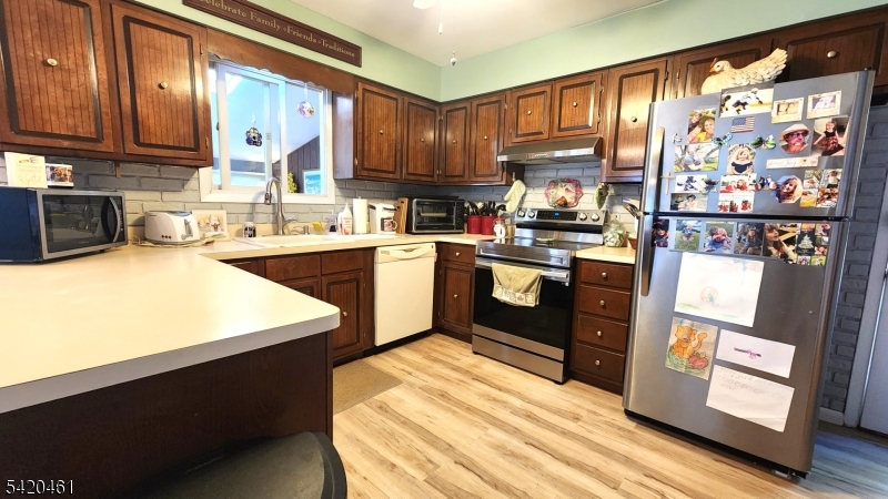 317 Wagon Wheel Road Montague, NJ 07827 - Photo 14 of 23