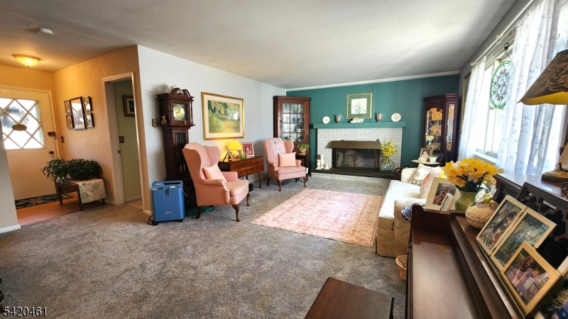 317 Wagon Wheel Road Montague, NJ 07827 - Photo 5 of 23