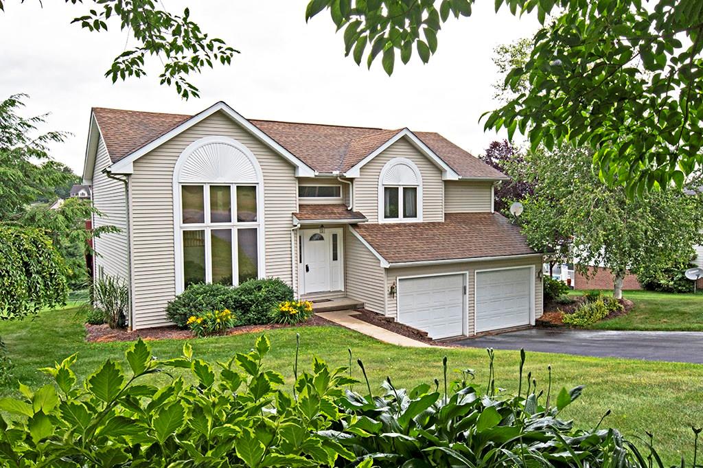 275 Holyoke Road Butler, PA 16001 - Photo 1 of 24