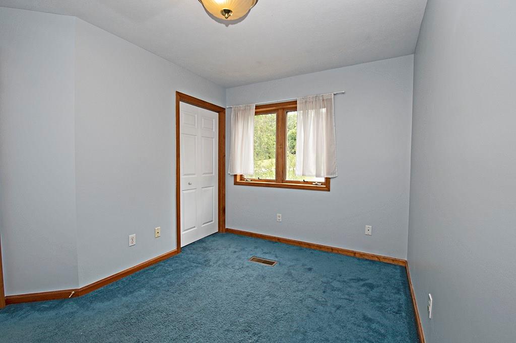 275 Holyoke Road Butler, PA 16001 - Photo 18 of 24