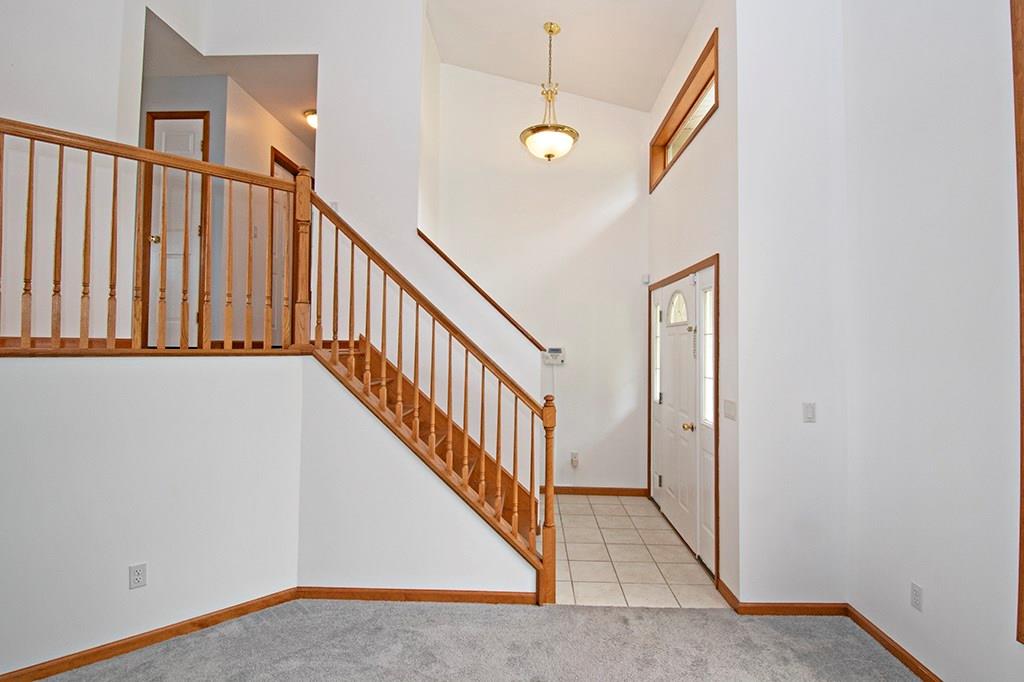 275 Holyoke Road Butler, PA 16001 - Photo 4 of 24