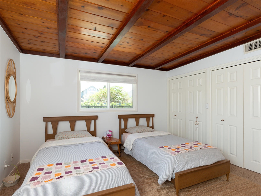1452 Ridgeway Street Oceanside, CA 92054 - Photo 13 of 25 Gallery Image 13