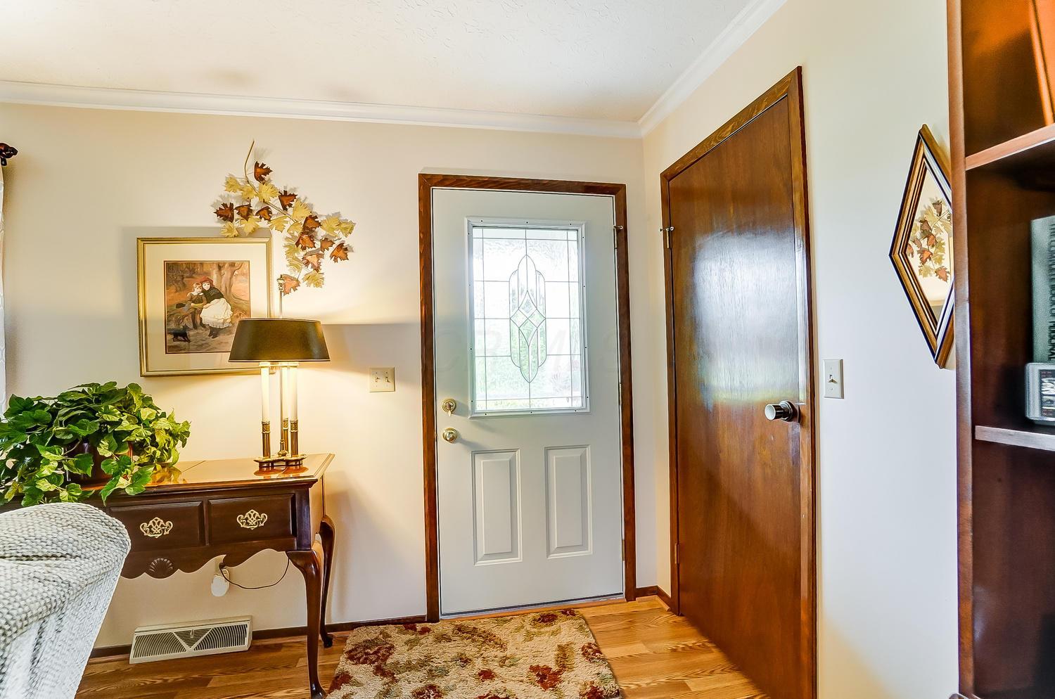 255 South Hempstead Road Westerville, OH 43081 - Photo 2 of 33 Gallery Image 2