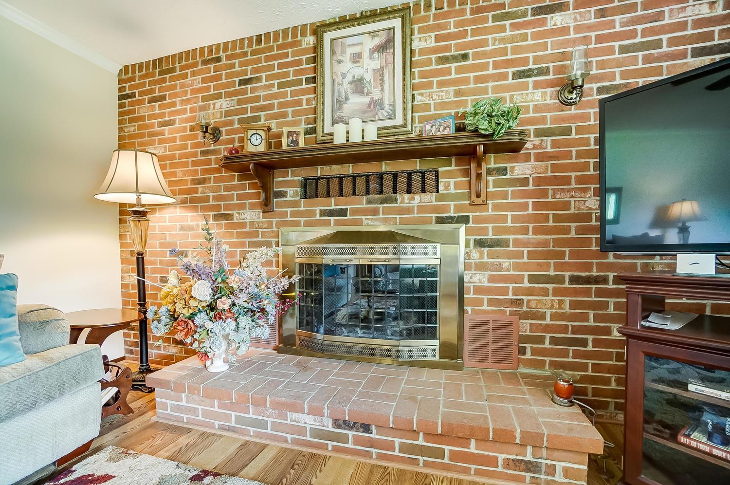 255 South Hempstead Road Westerville, OH 43081 - Photo 6 of 33 Gallery Image 6