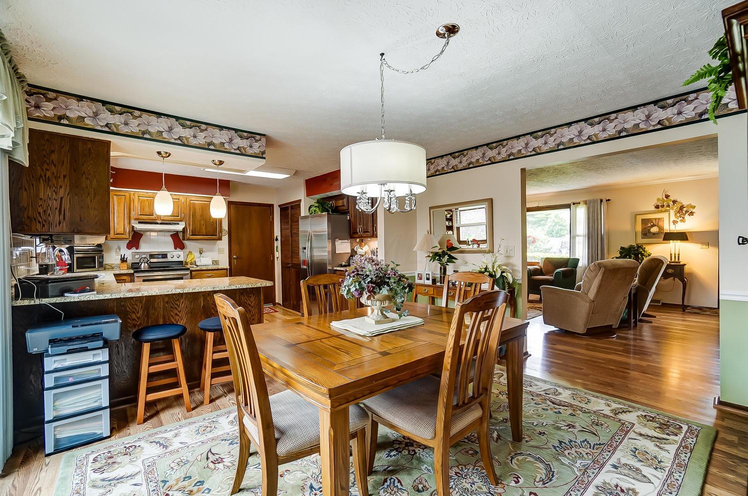255 South Hempstead Road Westerville, OH 43081 - Photo 8 of 33 Gallery Image 8