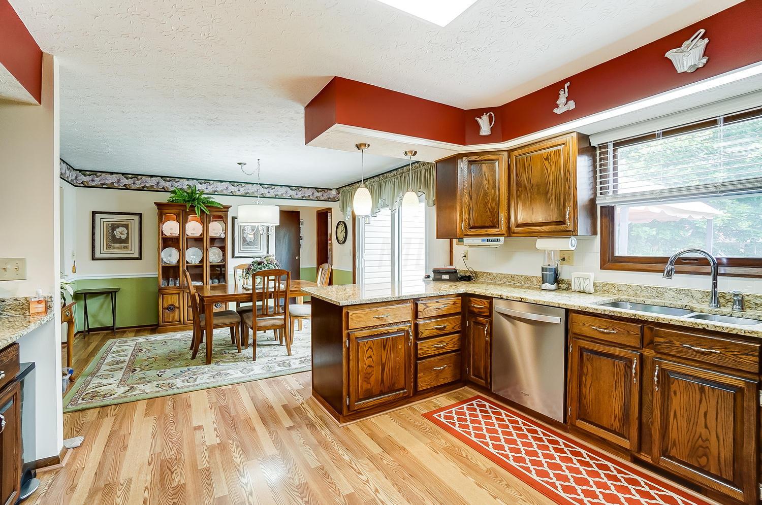 255 South Hempstead Road Westerville, OH 43081 - Photo 10 of 33 Gallery Image 10