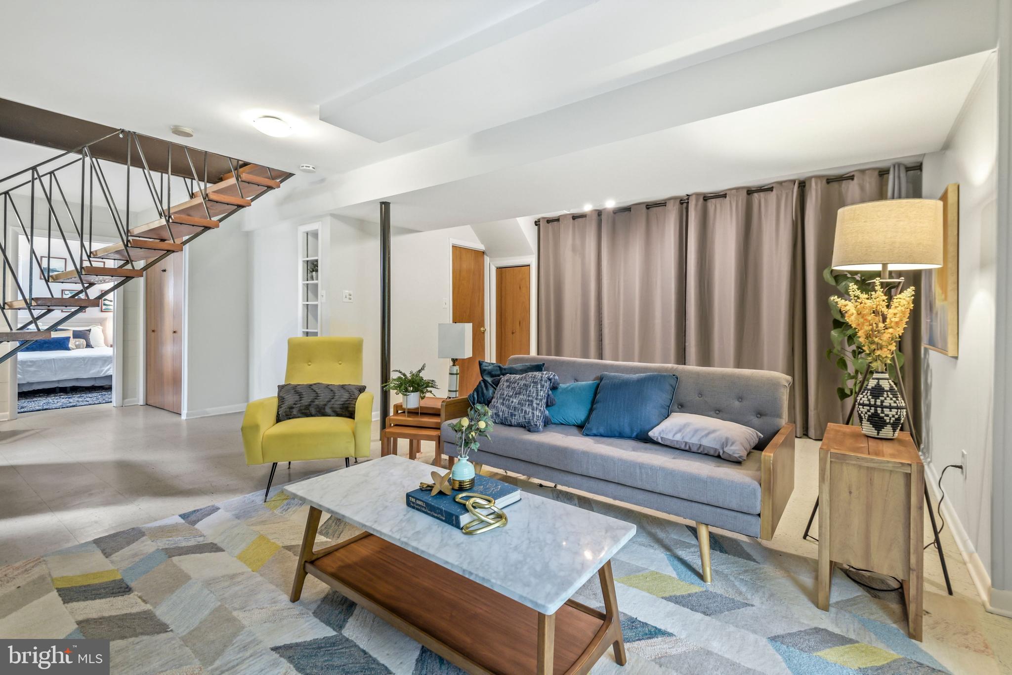 10015 Menlo Avenue Silver Spring, MD 20910 - Photo 22 of 29 Family room