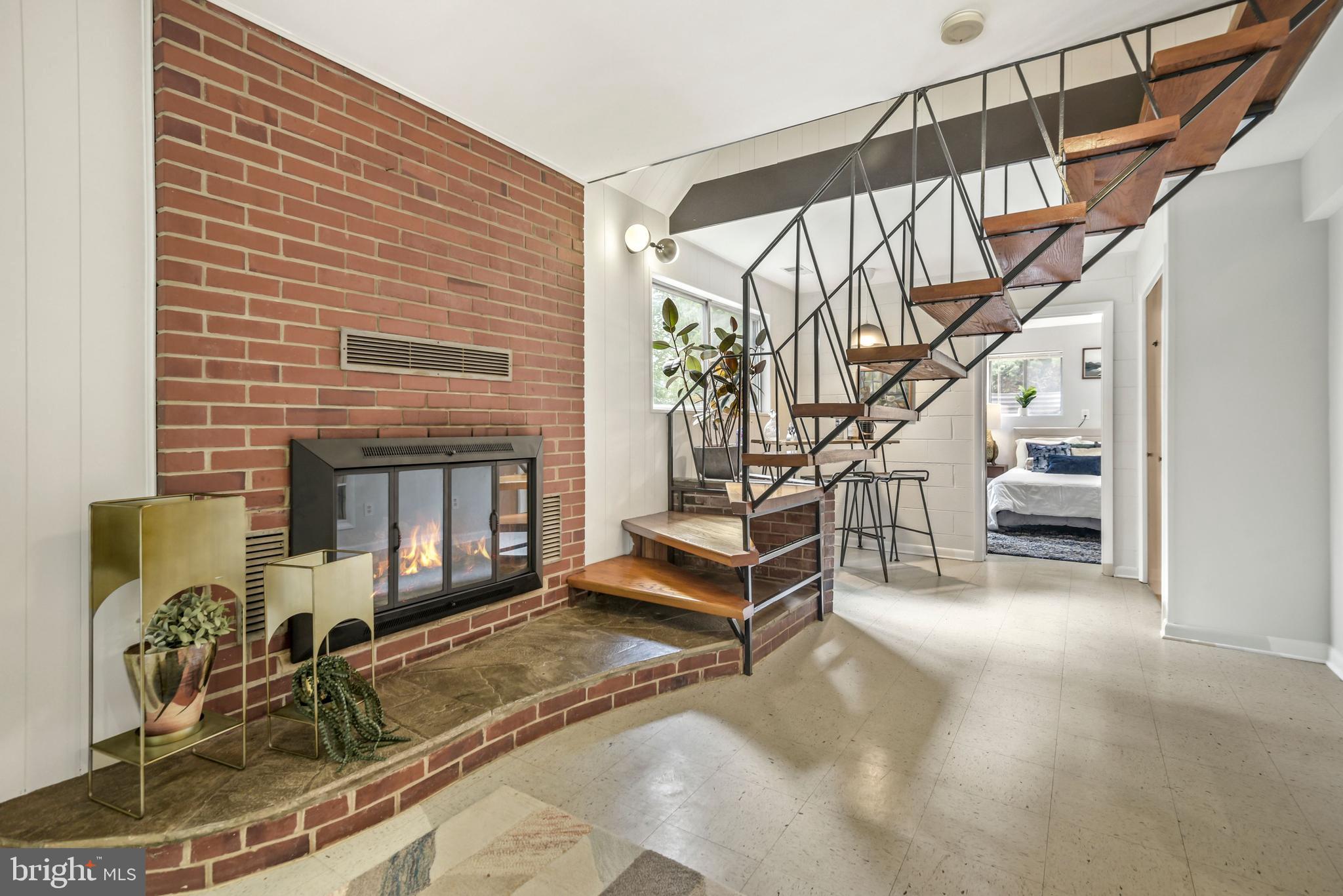 10015 Menlo Avenue Silver Spring, MD 20910 - Photo 23 of 29 Fireplace