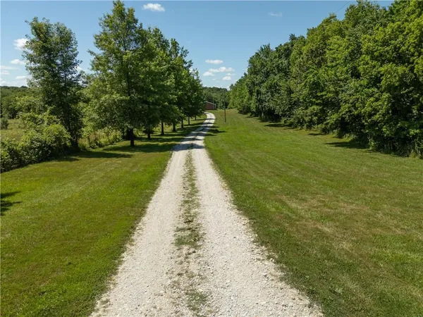$1,295,000 | 1150 Southwest 700th Road, Holden, MO 64040