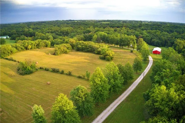 $1,395,000 | 1150 Southwest 700th Road, Holden, MO 64040
