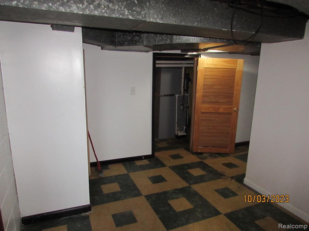 5574-76 Devonshire Road Detroit, MI 48224 - Photo 23 of 53