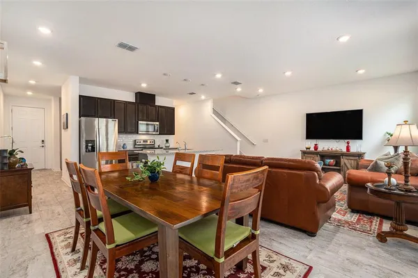 $3,200 | 1105 Lady Gouldian Court, Tampa, FL 33613