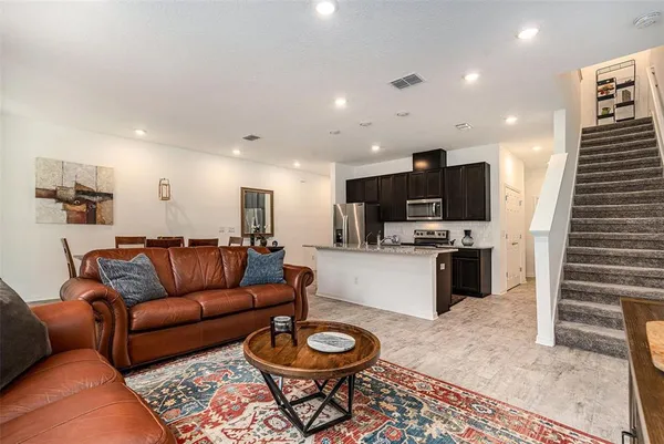 $3,200 | 1105 Lady Gouldian Court, Tampa, FL 33613