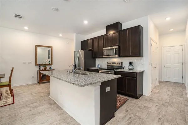 $3,200 | 1105 Lady Gouldian Court, Tampa, FL 33613