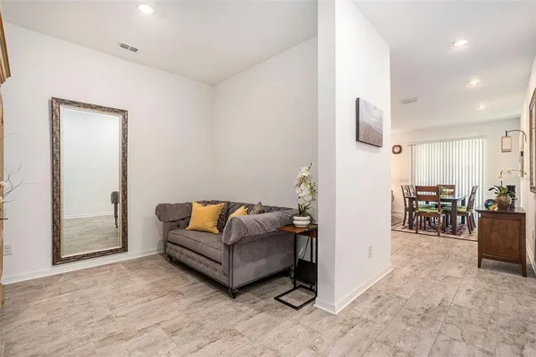 $3,200 | 1105 Lady Gouldian Court, Tampa, FL 33613