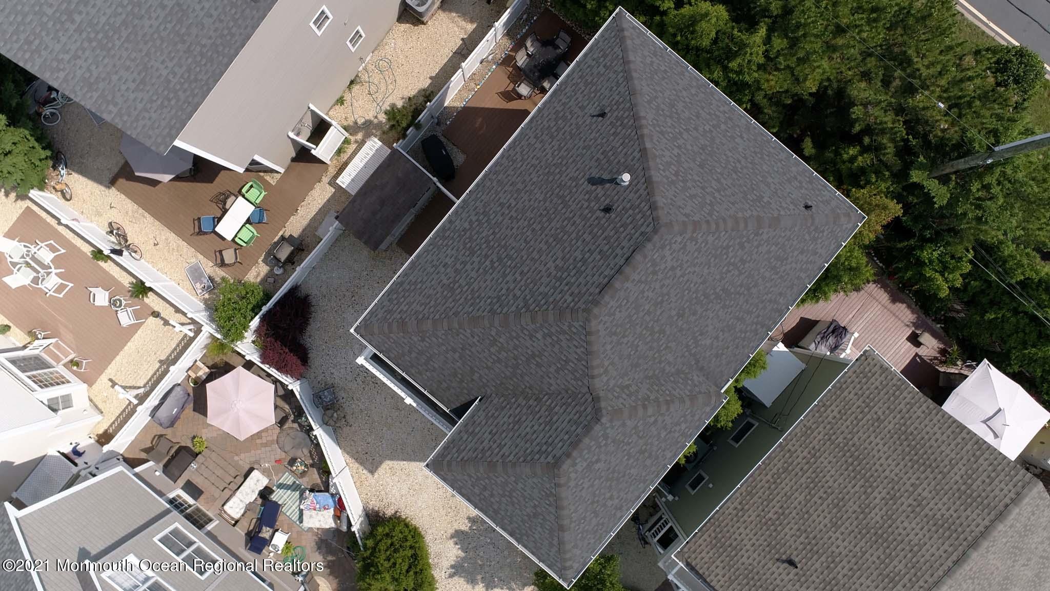 101 South Bayside Road Lavallette, NJ 08735 - Photo 3 of 54 04