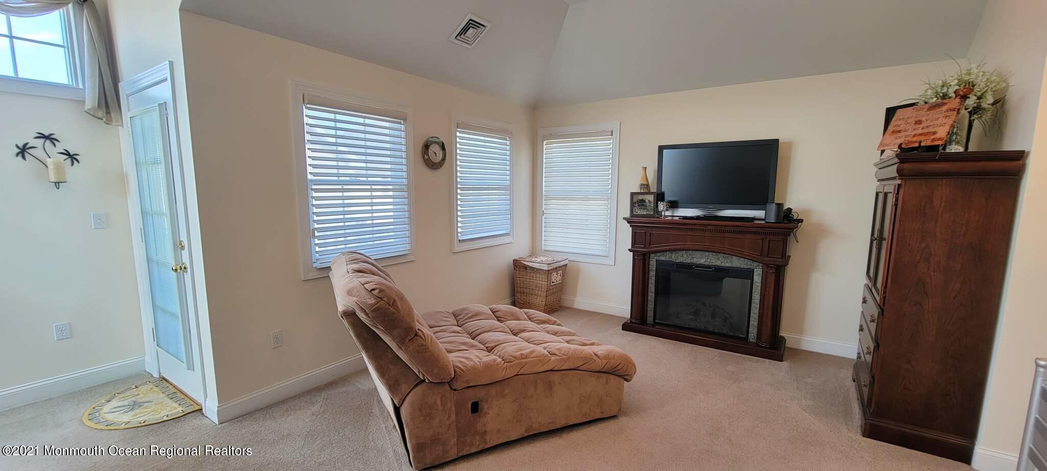 101 South Bayside Road Lavallette, NJ 08735 - Photo 40 of 54 44