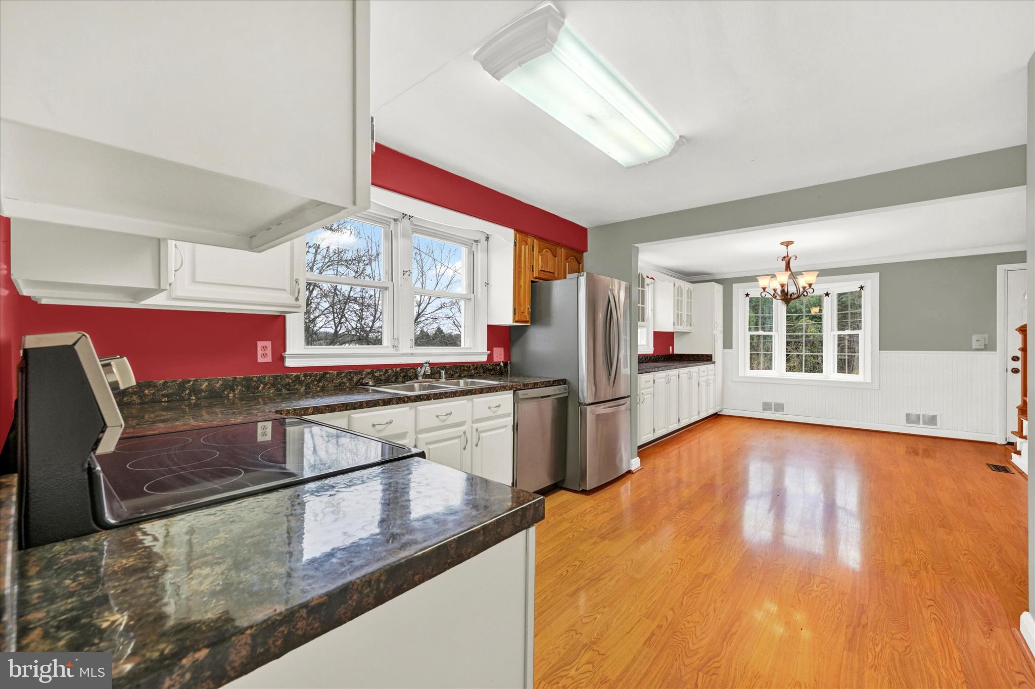 5930 Ebenezer Road White Marsh, MD 21162 - Photo 8 of 31 Kitchen