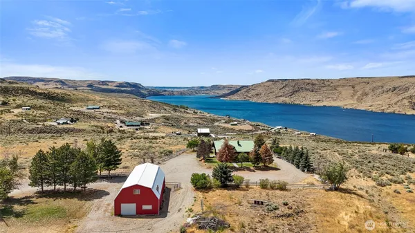 $699,000 | 46575 Meadowlark Lane, Grand Coulee, WA 99133