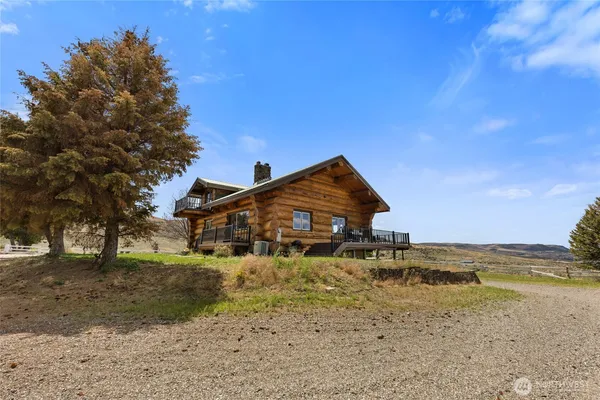 $699,000 | 46575 Meadowlark Lane, Grand Coulee, WA 99133
