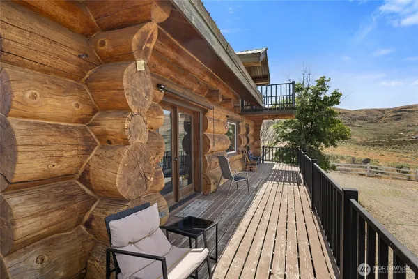 $699,000 | 46575 Meadowlark Lane, Grand Coulee, WA 99133