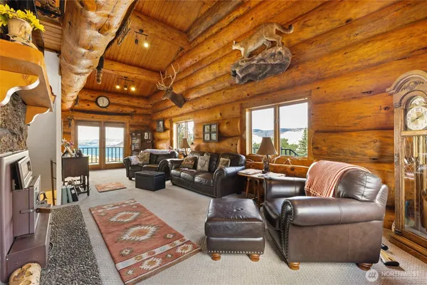 $699,000 | 46575 Meadowlark Lane, Grand Coulee, WA 99133