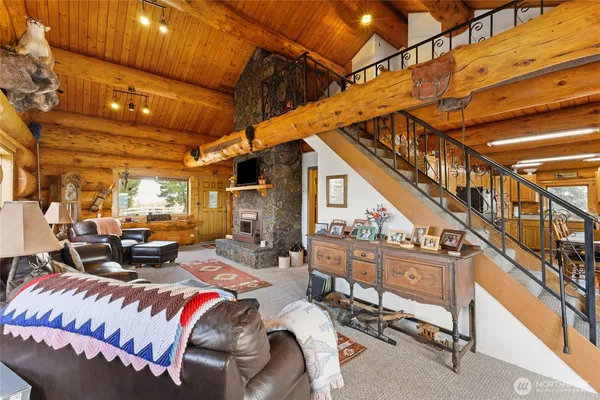 $699,000 | 46575 Meadowlark Lane, Grand Coulee, WA 99133