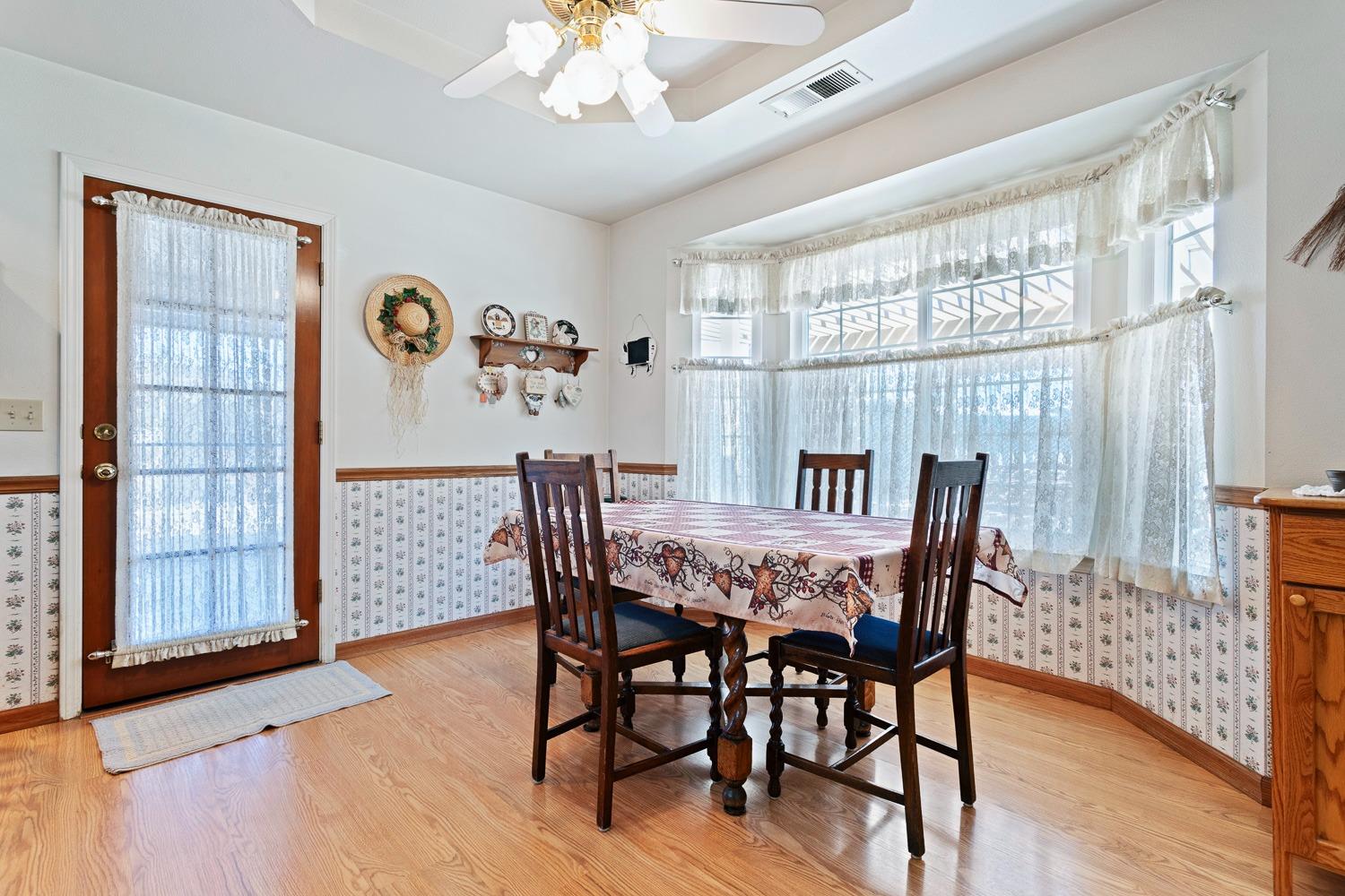 12703 Mesa Drive Madera, CA 93636 - Photo 13 of 31