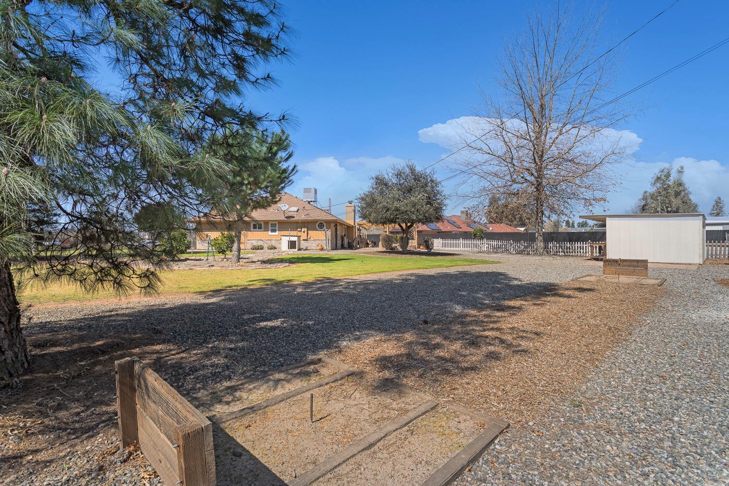 12703 Mesa Drive Madera, CA 93636 - Photo 26 of 31