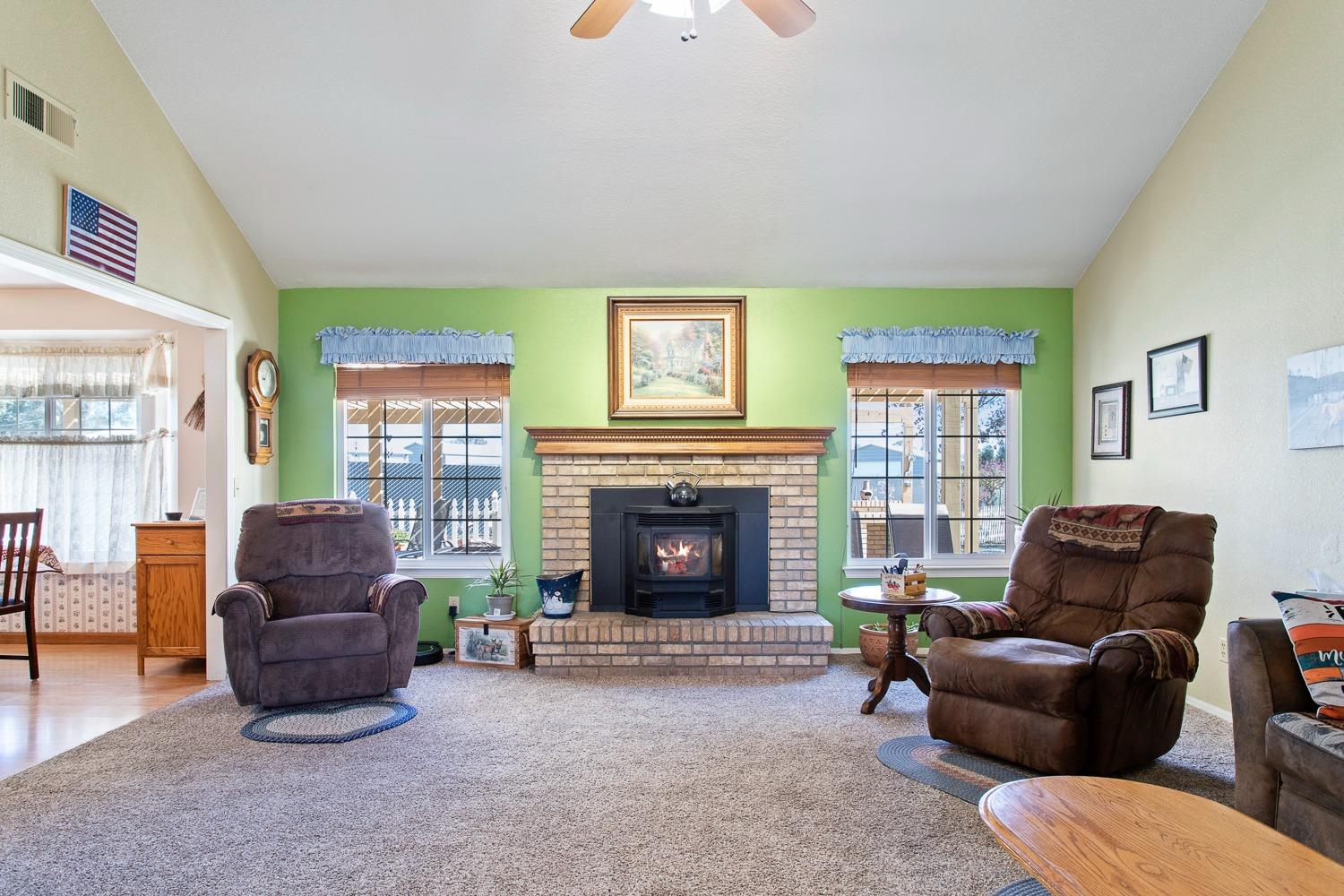 12703 Mesa Drive Madera, CA 93636 - Photo 4 of 31