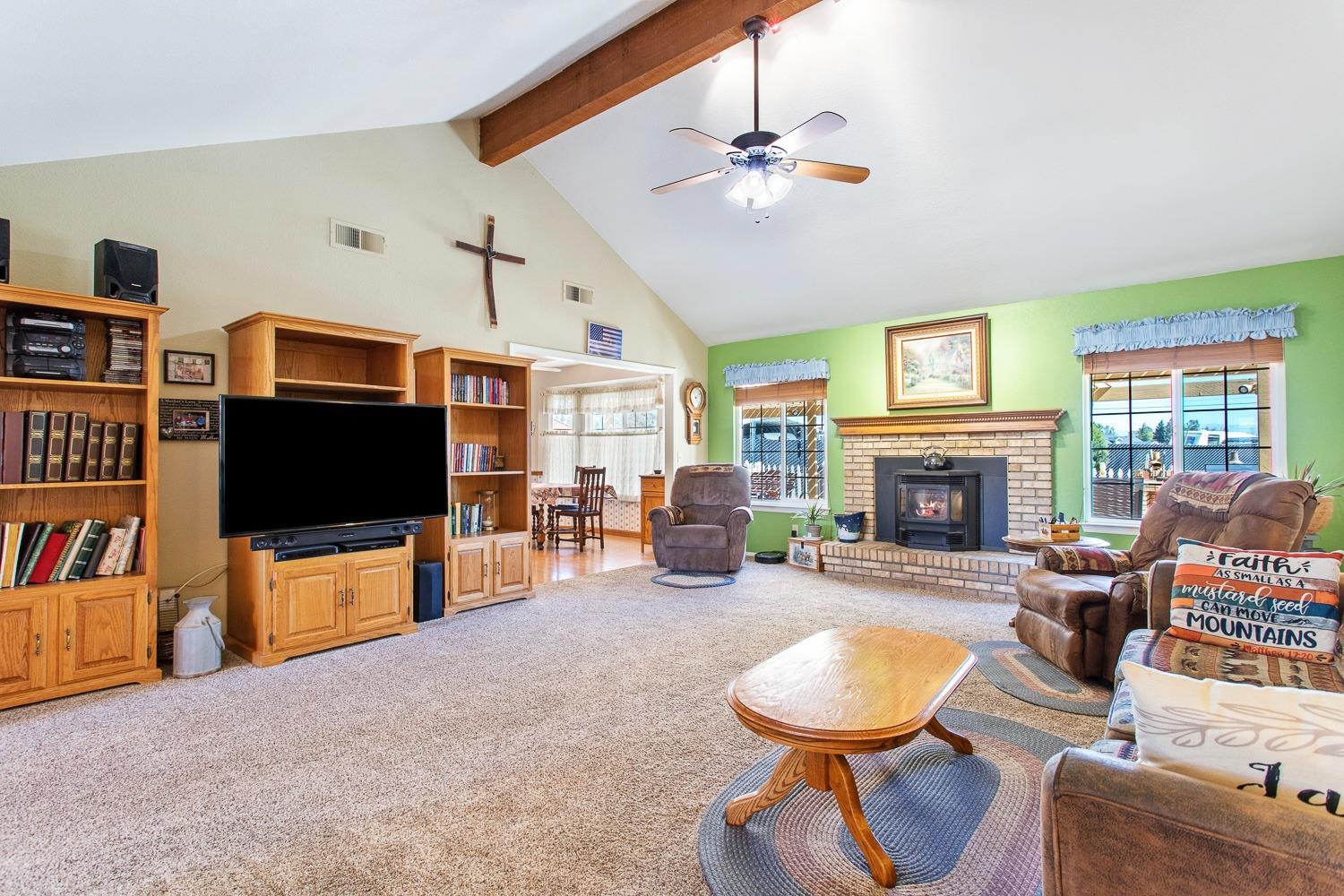 12703 Mesa Drive Madera, CA 93636 - Photo 5 of 31