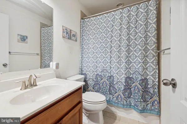 $2,650 | 6252 Newport Drive East, Frederick, MD 21701