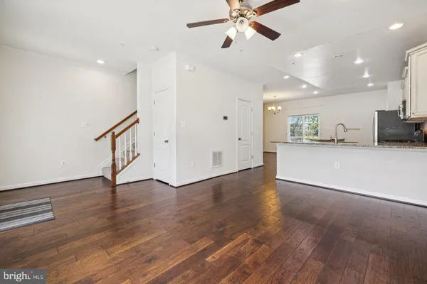 $2,650 | 6252 Newport Drive East, Frederick, MD 21701