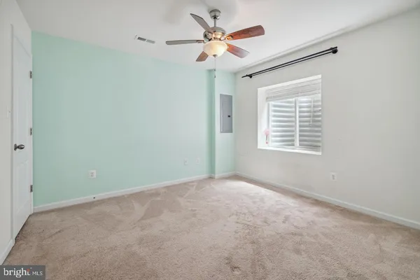 $2,650 | 6252 Newport Drive East, Frederick, MD 21701