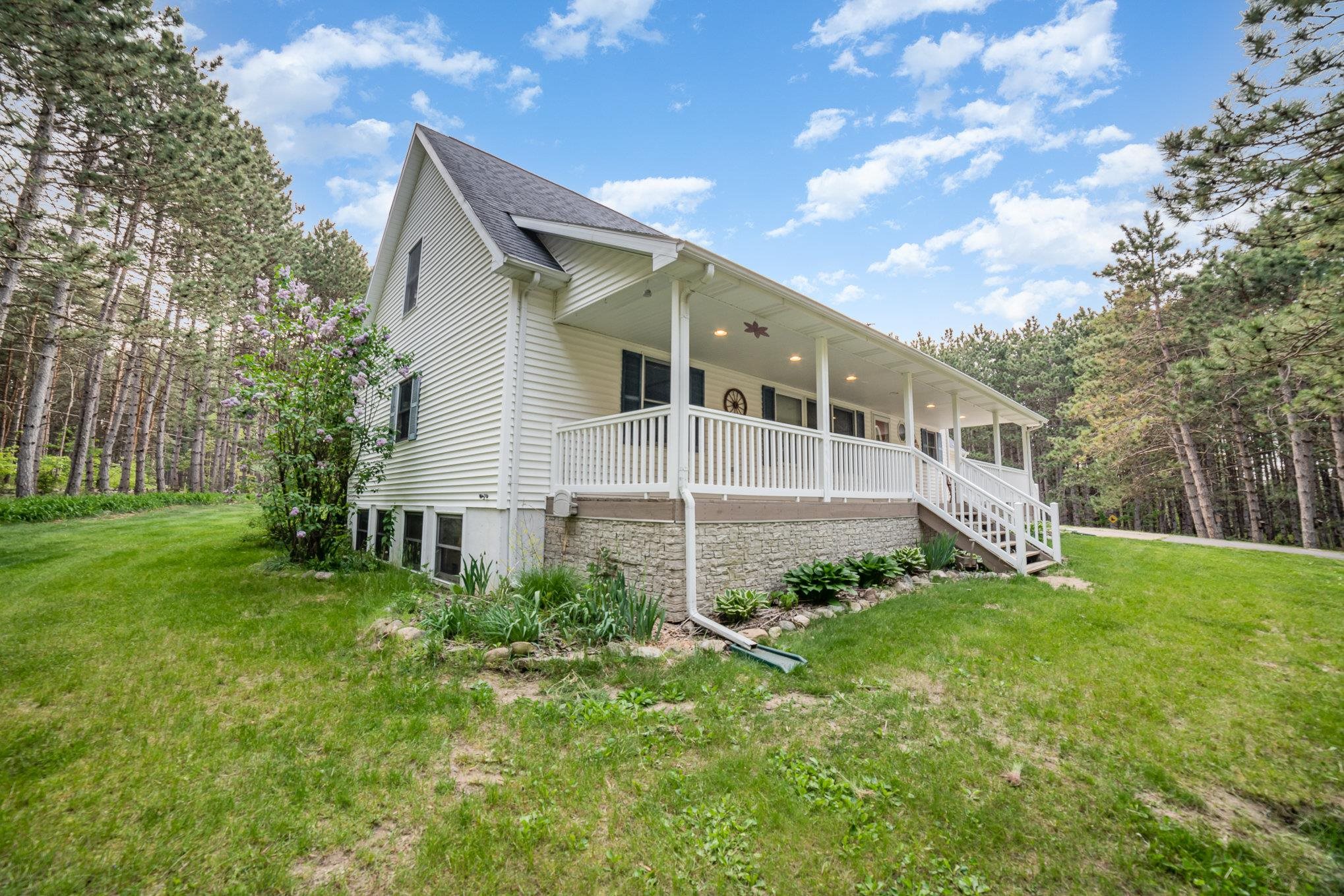 9470 South Fordyce Road Shepherd, MI 48883 - Photo 4 of 38