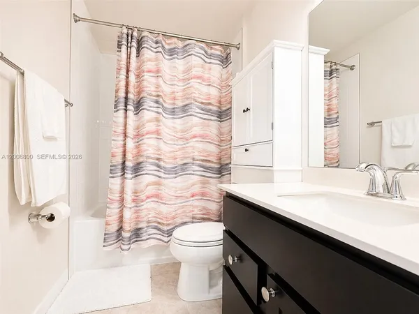 $2,390 | 1041 Northwest 5th Street, Unit 1041, Florida City, FL 33034