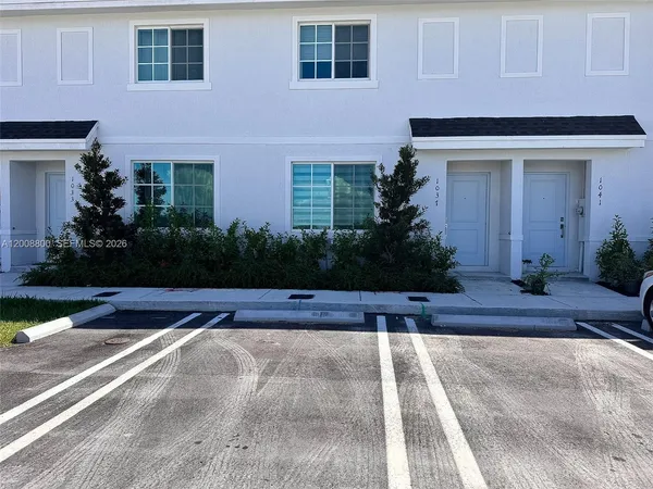 $2,390 | 1041 Northwest 5th Street, Unit 1041, Florida City, FL 33034