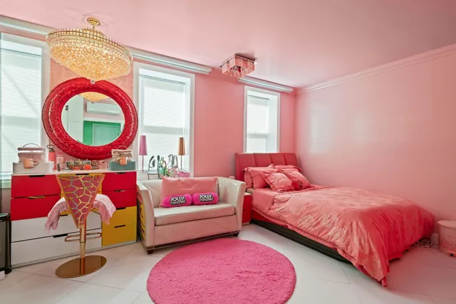 $2,500,000 | 28-07 36th Avenue | Astoria