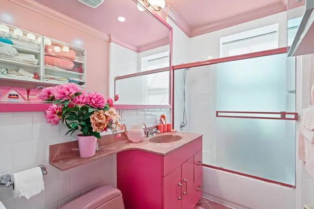 $2,500,000 | 28-07 36th Avenue | Astoria